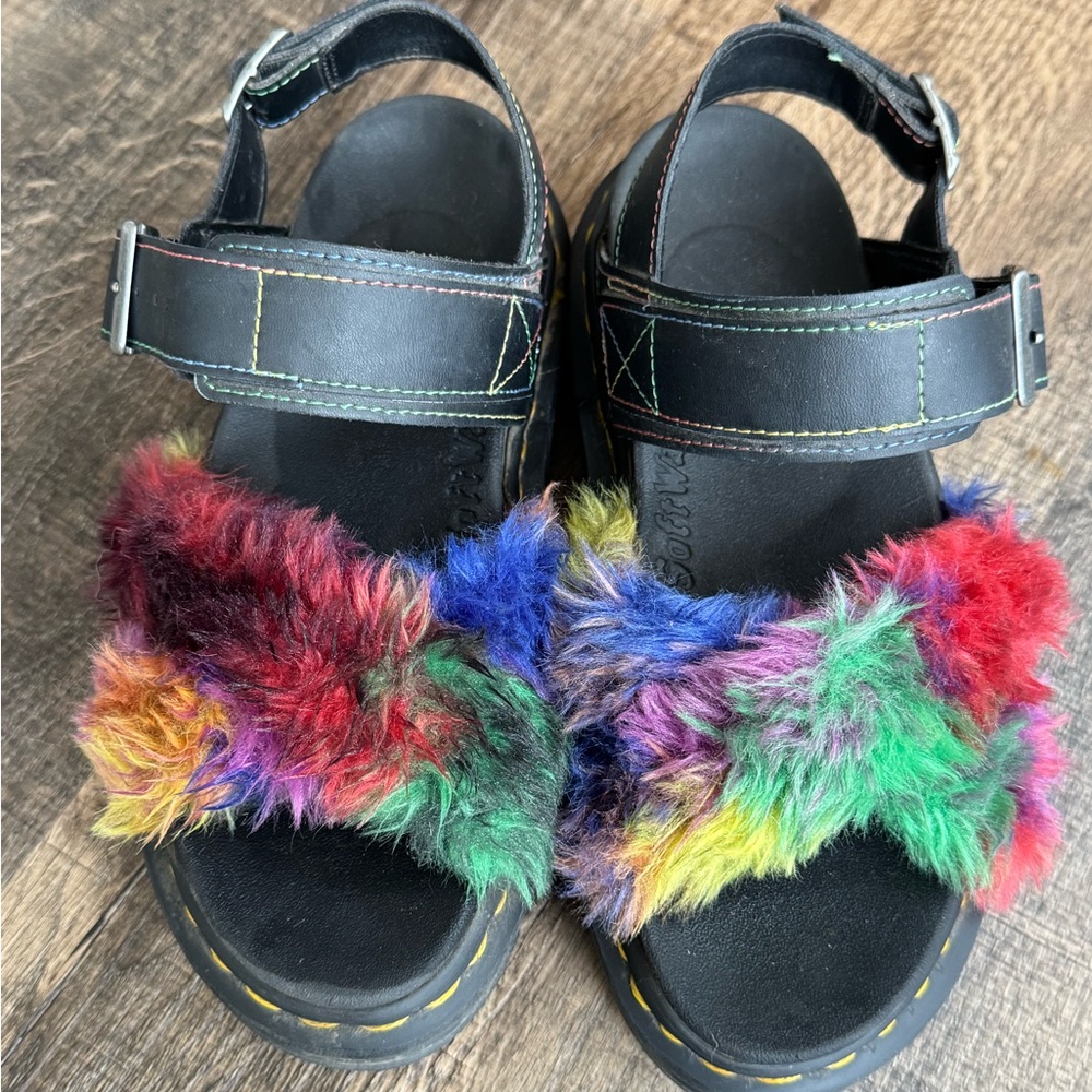 Womens Dr. Martens Voss II Black Fluffy Rainbow Strappy Sandals Size 6 - Picture 2 of 7